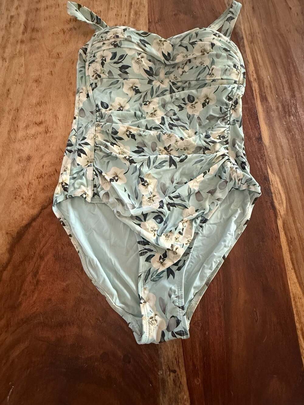 Nip Tuck Swim Floral Ruched Multi Fit Cup One Piece Swimsuit Size US 8
